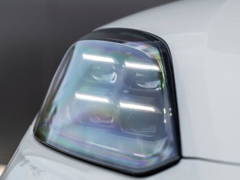 Certified 2026 Porsche Cayenne AWD/4WD image 19