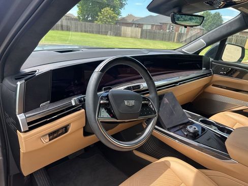 Used 2026 Cadillac Escalade IQ Sport 2 AWD/4WD image 10
