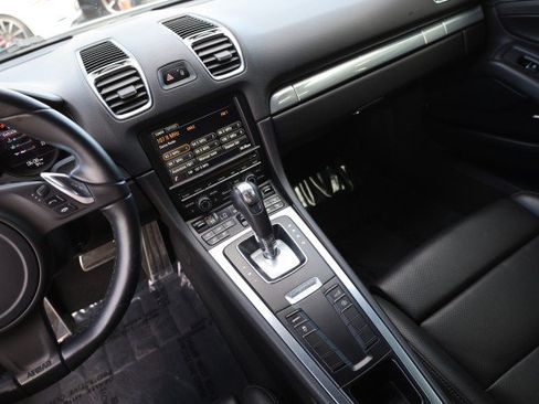 Used 2014 Porsche Cayman RWD image 29