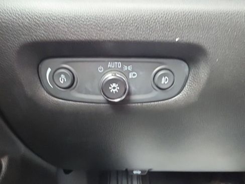 Used 2021 Chevrolet Traverse RS image 10