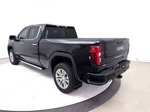 Used 2024 GMC Sierra 1500 Denali w/ Technology Package AWD/4WD image 18