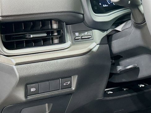 New 2026 Toyota Grand Highlander FWD image 10