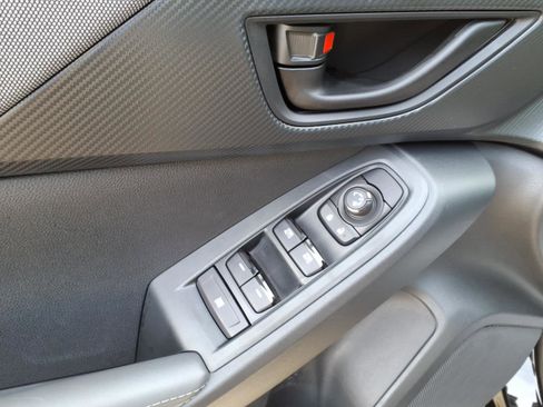 Certified 2025 Subaru Crosstrek 2.0i Premium image 7