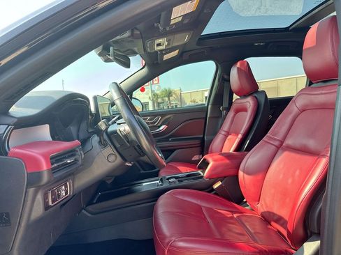 Used 2023 Lincoln Corsair Reserve w/ Equipment Group 202A image 13