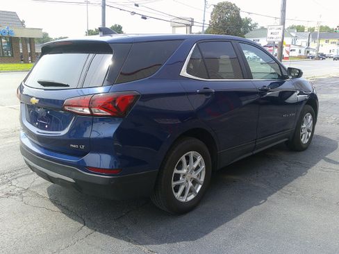 Used 2023 Chevrolet Equinox LT AWD/4WD image 5
