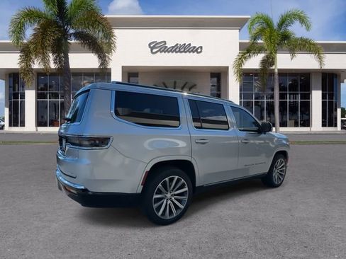 Used 2023 Jeep Grand Wagoneer Series II w/ Flexible Seating Group image 14