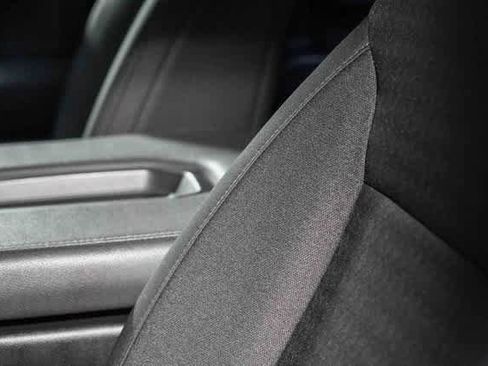 Used 2023 Chevrolet Silverado 1500 Custom image 15