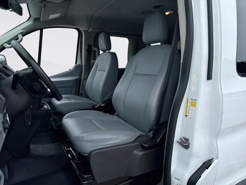 Used 2017 Ford Transit 150 XL image 11