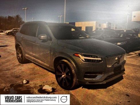 Used 2023 Volvo XC90 B6 Ultimate w/ Lounge Package image 1