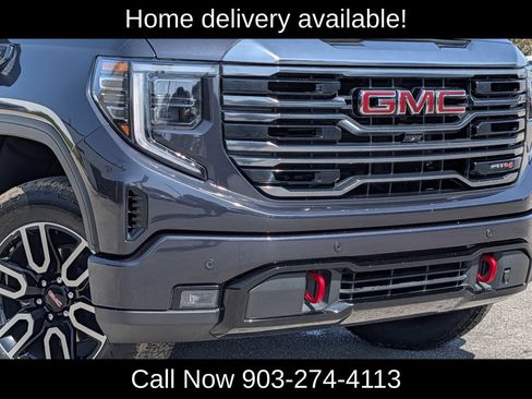 Used 2024 GMC Sierra 1500 AT4 w/ Technology Package AWD/4WD image 12