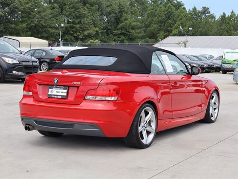 Used 2011 BMW 135i Convertible image 13