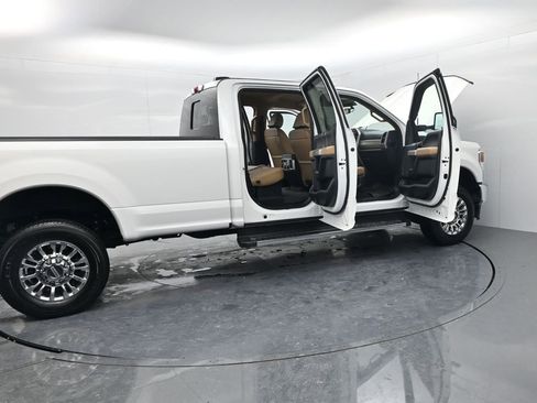 Used 2022 Ford F250 Lariat w/ Chrome Package image 65