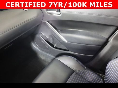 Used 2023 Toyota Corolla Cross XSE image 14