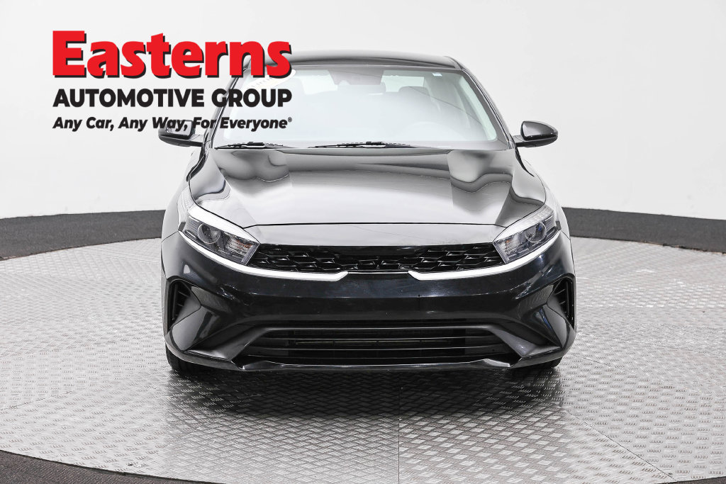 Used 2024 Kia Forte Sedan FWD image 3