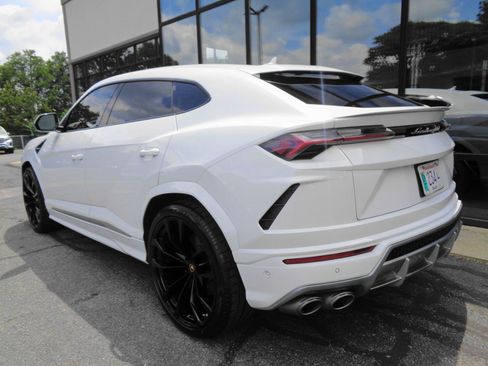 Used 2020 Lamborghini Urus AWD/4WD image 6