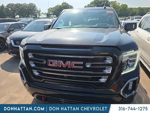 Used 2021 GMC Sierra 1500 AT4 w/ AT4 Value Package AWD/4WD image 4