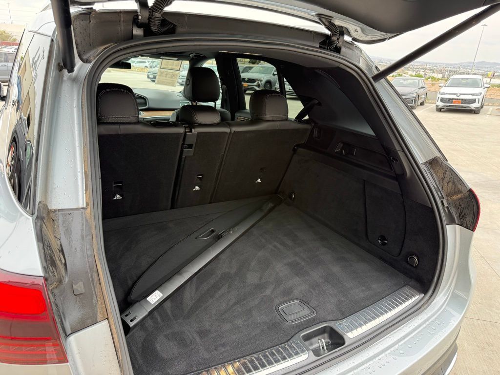 Used 2025 Mercedes-Benz GLE 450 4MATIC image 10