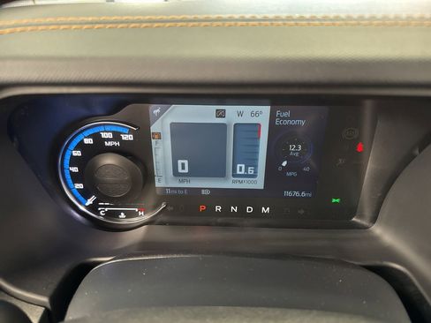 Used 2024 Ford Bronco Badlands w/ Sasquatch Package AWD/4WD image 17