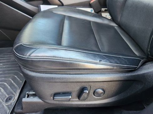 Used 2022 Kia Telluride S image 27