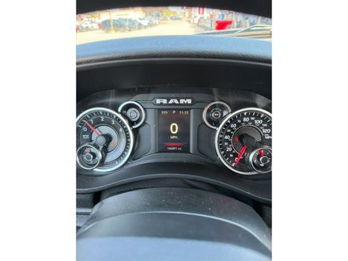 Used 2020 RAM 2500 Tradesman w/ Chrome Appearance Group AWD/4WD image 9