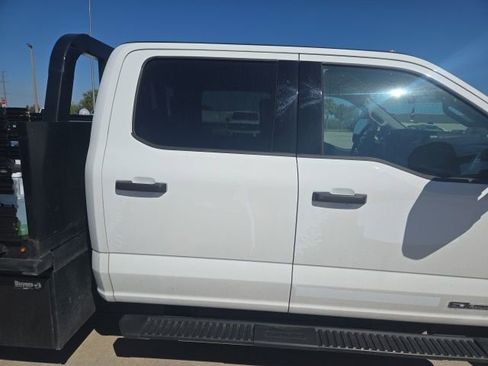 Used 2025 Ford F350 XLT image 12