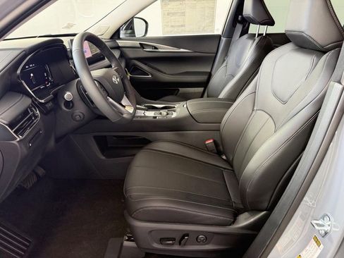 New 2026 INFINITI QX60 Luxe w/ Cargo Package AWD/4WD image 17