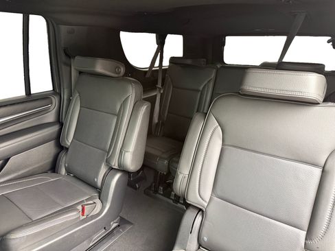 Used 2021 GMC Yukon XL Denali AWD/4WD image 13