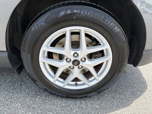 Used 2024 Ford Edge SEL AWD/4WD image 7
