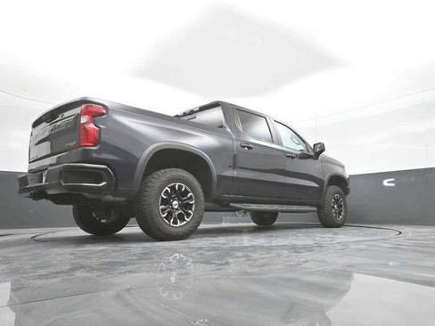 Used 2022 Chevrolet Silverado 1500 ZR2 w/ Technology Package AWD/4WD image 48