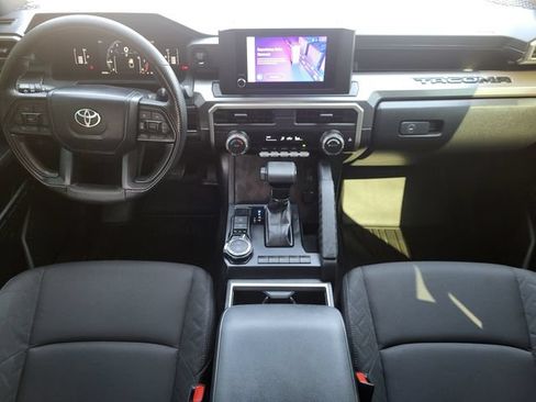 Used 2024 Toyota Tacoma SR5 AWD/4WD image 21
