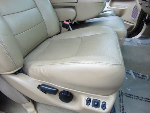 Used 2005 Ford F250 Lariat AWD/4WD image 14