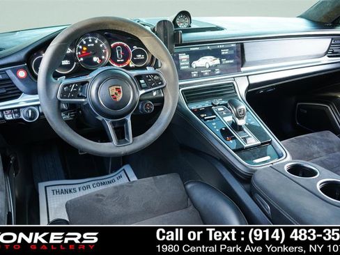 Used 2019 Porsche Panamera GTS image 62