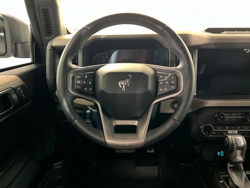 Used 2024 Ford Bronco Wildtrak AWD/4WD image 12