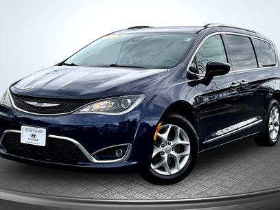 Used 2019 Chrysler Pacifica Touring-L Plus