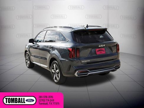 Used 2023 Kia Sorento S w/ Panoramic Sunroof Package FWD image 5