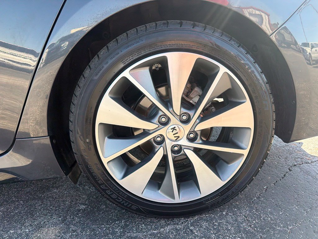Used 2019 Kia Optima S FWD image 16