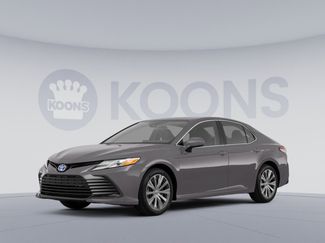 Used 2022 Toyota Camry LE image 1