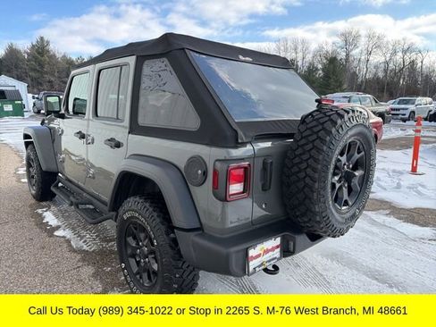 Used 2020 Jeep Wrangler Unlimited Sport image 9
