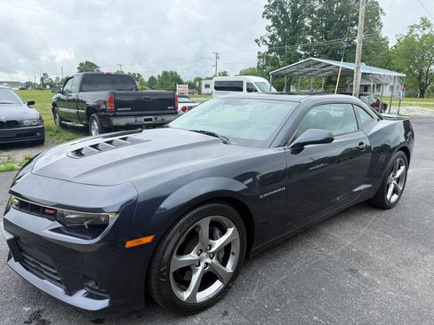 Used 2014 Chevrolet Camaro SS w/ RS Package RWD image 2