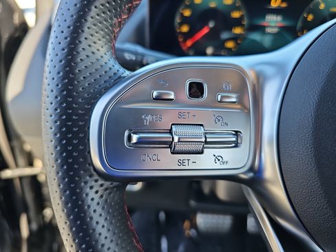 Used 2022 Mercedes-Benz GLA 250 image 16