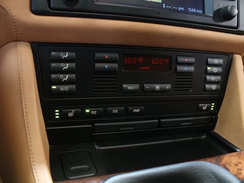 Used 2002 BMW M5 RWD image 65