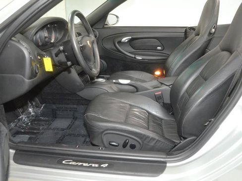 Used 2003 Porsche 911 BASE image 18