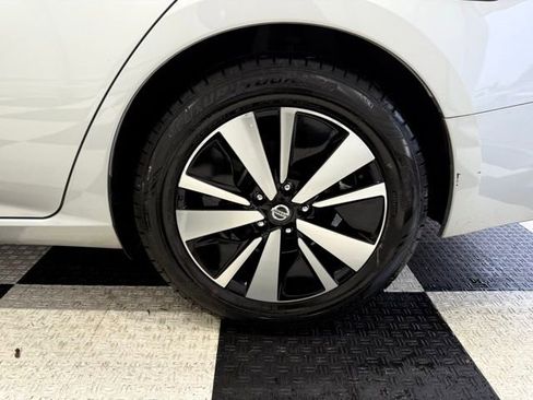 Used 2021 Nissan Altima 2.5 SV image 10