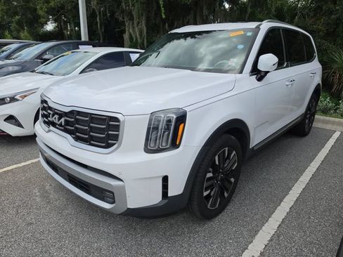 Certified 2024 Kia Telluride SX Prestige AWD/4WD image 3