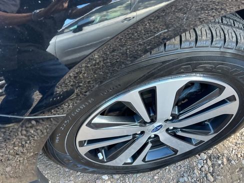 Used 2018 Subaru Outback 2.5i Limited image 19