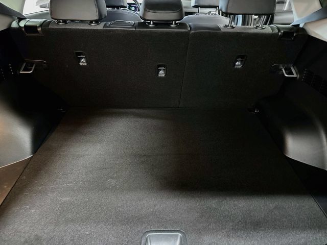 Used 2025 Kia Seltos S AWD/4WD image 29