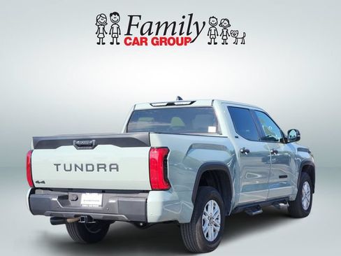 Certified 2025 Toyota Tundra SR5 w/ SR5 Convenience Package AWD/4WD image 4