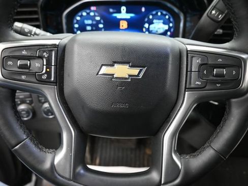 Used 2024 Chevrolet Silverado 1500 LT image 17