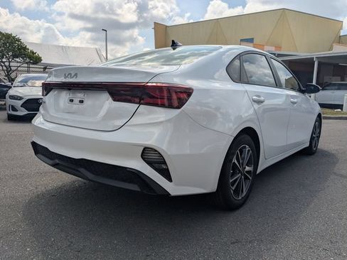 Certified 2024 Kia Forte LXS w/ LXS Technology Package FWD image 5