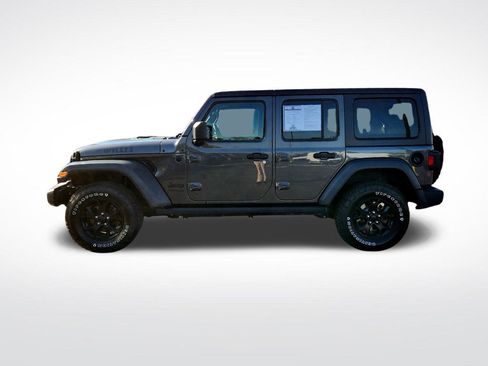 Used 2021 Jeep Wrangler Unlimited Sport image 4